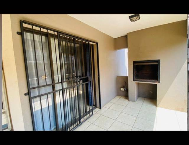 1 BEDROOM APARTMENT FOR SALE IN BRENTHURST